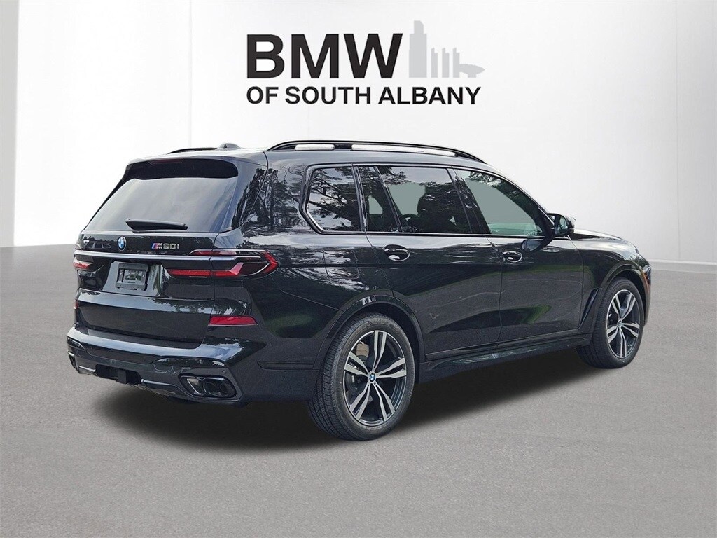 2026 Bmw X7 M60i photo 3
