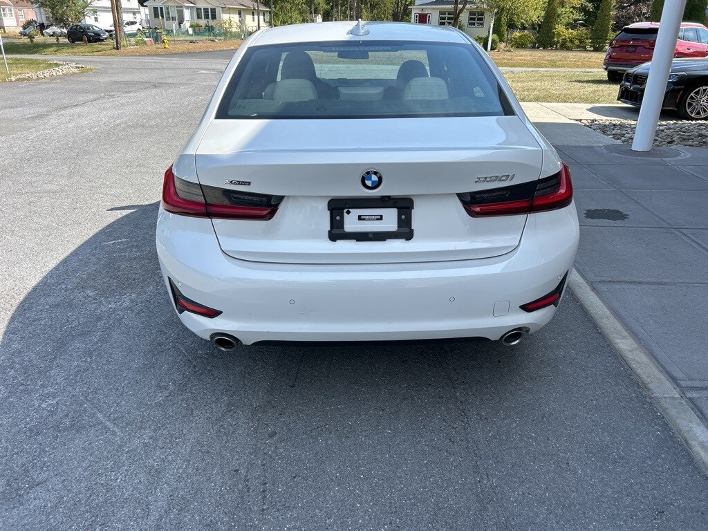 2022 Bmw 330i xDrive photo 4