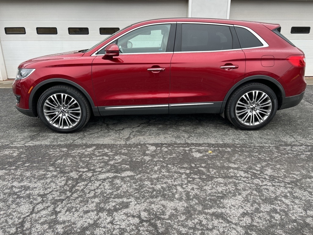 Used 2016 Lincoln MKX Reserve with VIN 2LMTJ8LR1GBL36896 for sale in Glenmont, NY