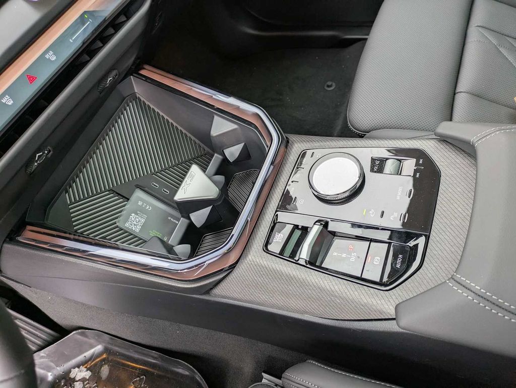 2026 BMW X3 30 - Photo 17