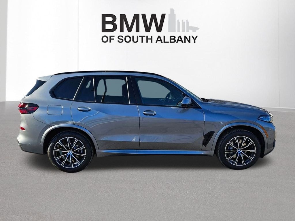 New 2026 BMW X5 xDrive40i SUV