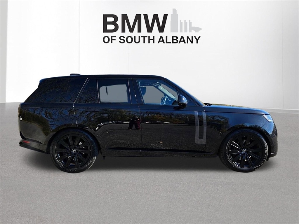 Used 2023 Land Rover Range Rover SE SUV