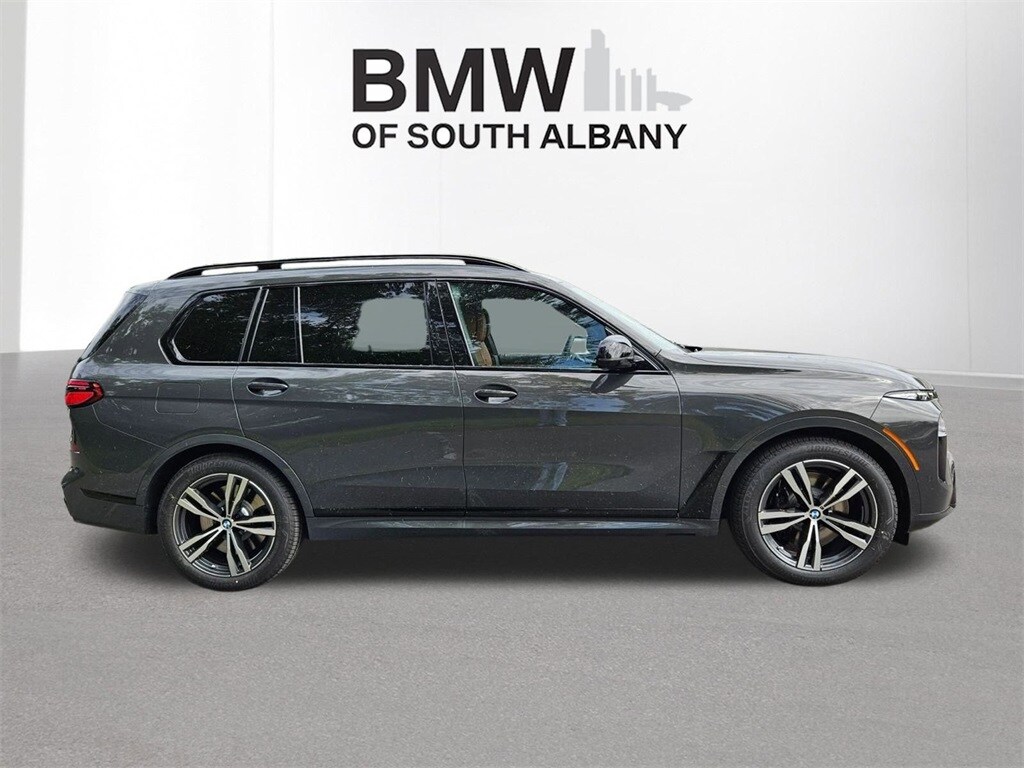 2026 Bmw X7 M60i photo 3