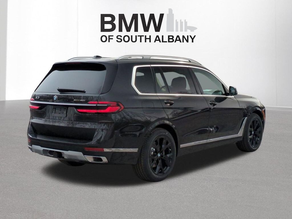 New 2026 BMW X7 xDrive40i SUV