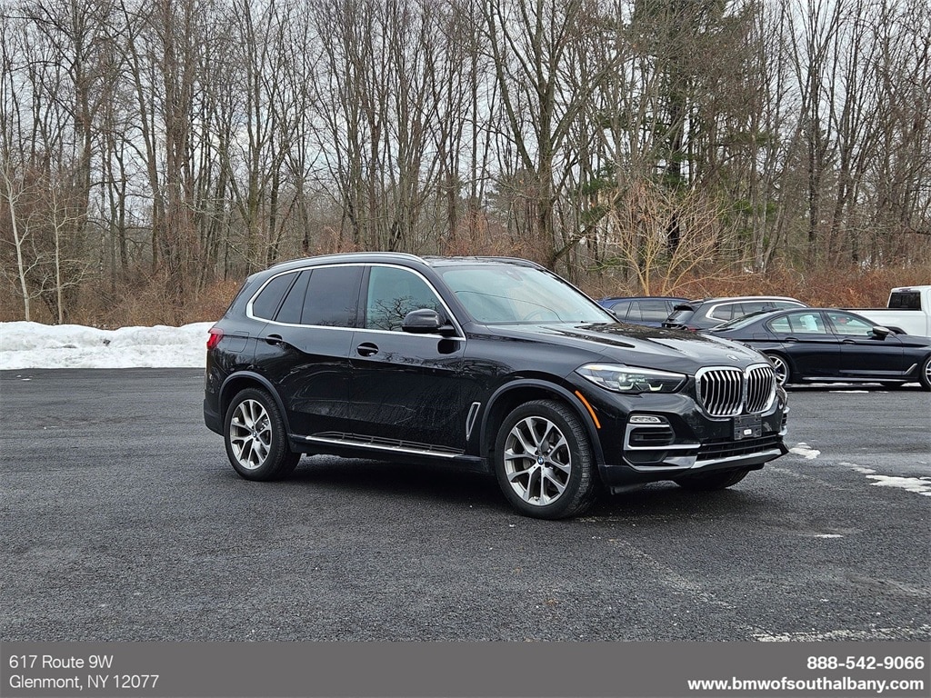 2021 BMW X5 40i's photo