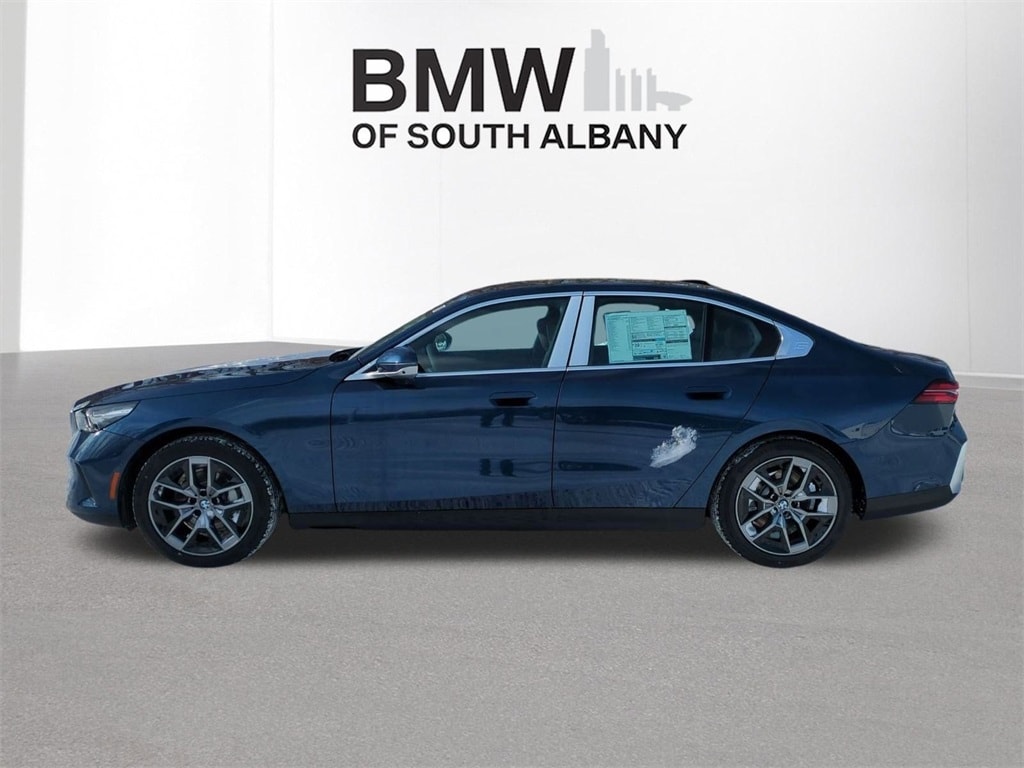 New 2026 BMW 530i xDrive Sedan