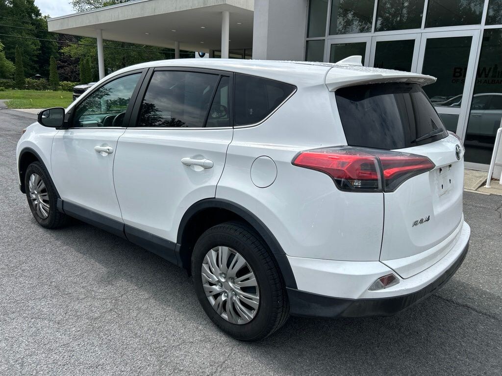Used 2018 Toyota RAV4 LE SUV