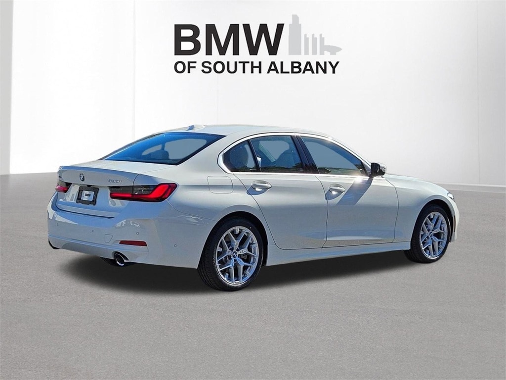 New 2025 BMW 330i xDrive Sedan