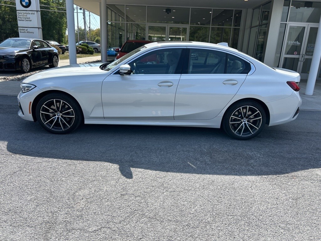 2022 Bmw 330i xDrive photo 2