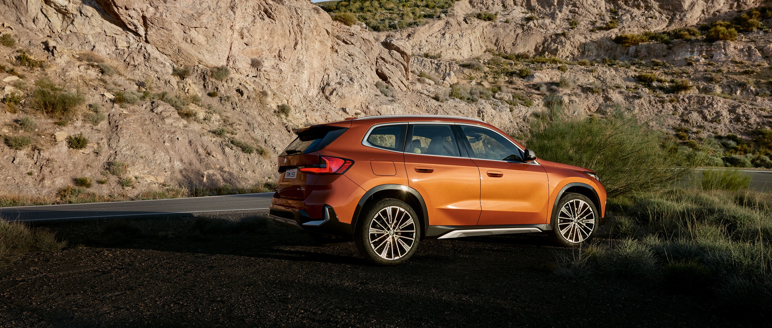 2025-BMW-X1-xDrive28i-MSport-SUV-L03.jpg