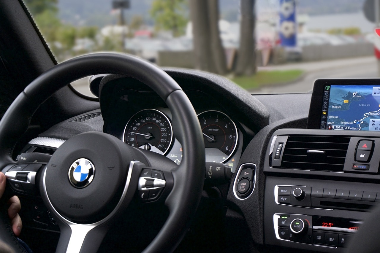 pexels-car-1281640_1280.jpg