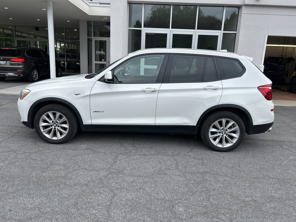 Used 2016 BMW X3 xDrive28i with VIN 5UXWX9C54G0D82224 for sale in Glenmont, NY