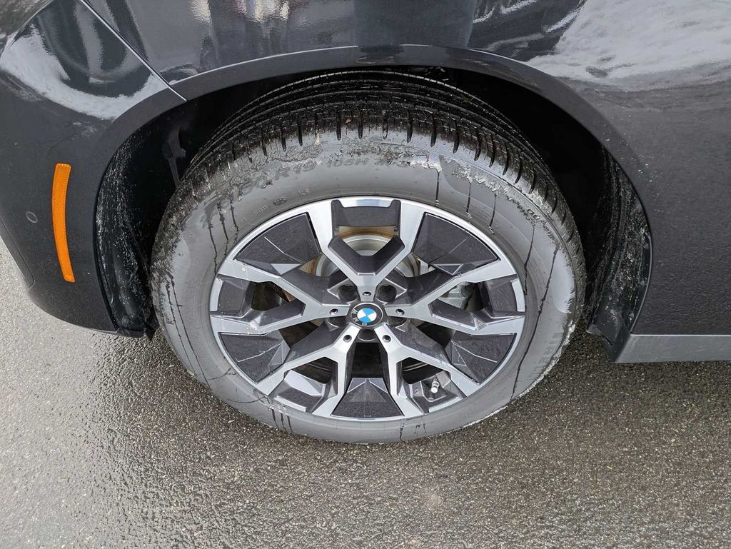 2026 BMW X3 30 - Photo 28