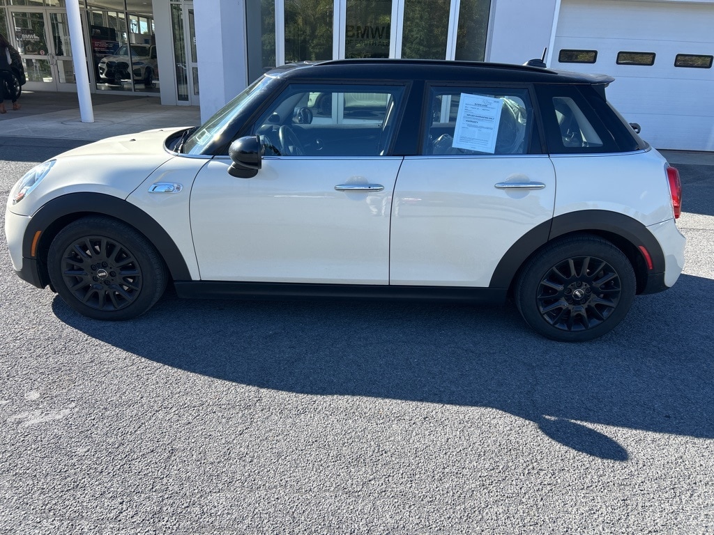 Used 2017 MINI Cooper S with VIN WMWXU3C57H2D32187 for sale in Glenmont, NY