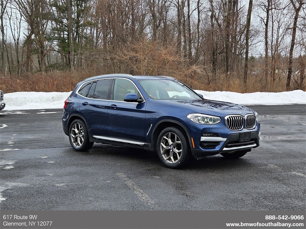 2021 BMW X3 30i's photo