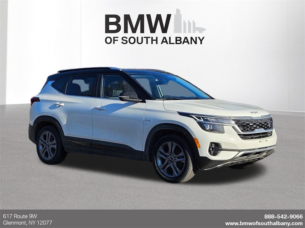 2022 Kia Seltos S's photo