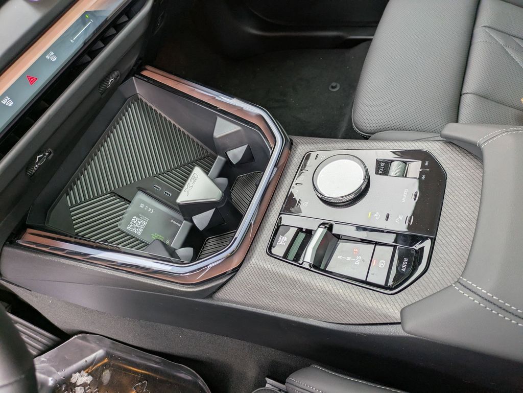 2026 BMW X3 30 - Photo 17