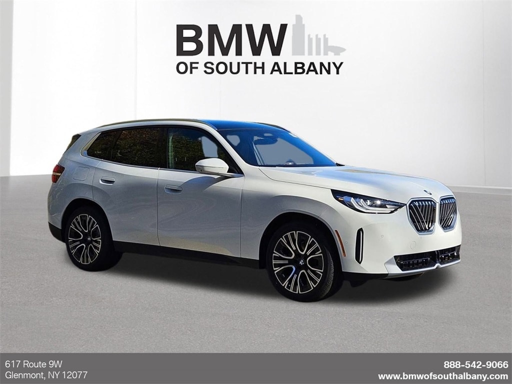 2026 BMW X3 30's photo