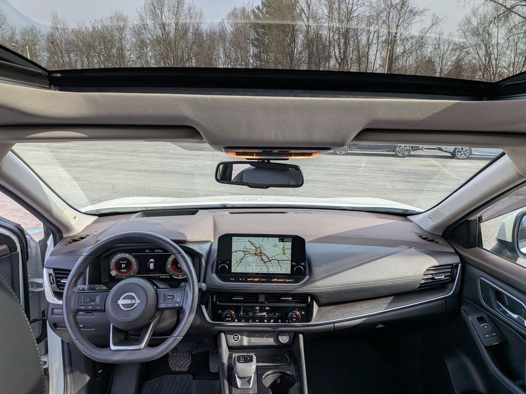 2023 Nissan Rogue Platinum - Photo 18