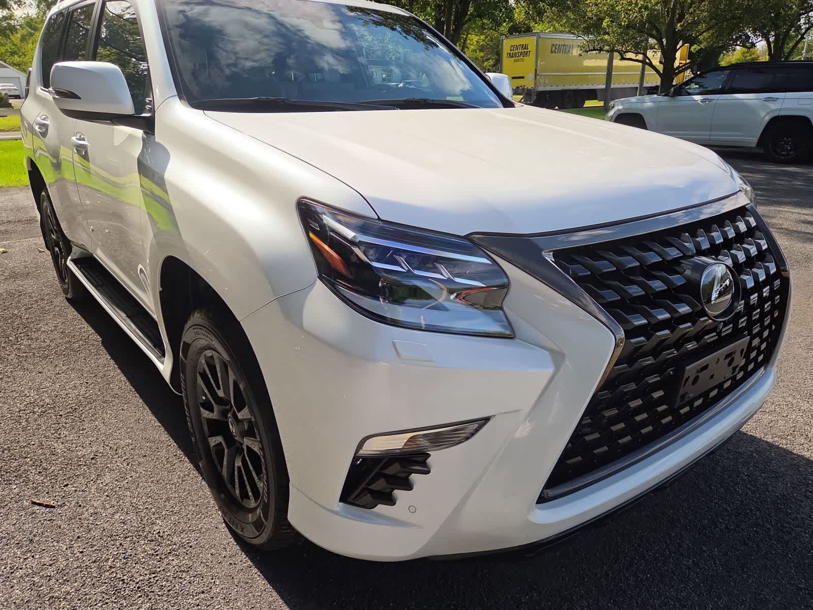 2023 Lexus GX Base