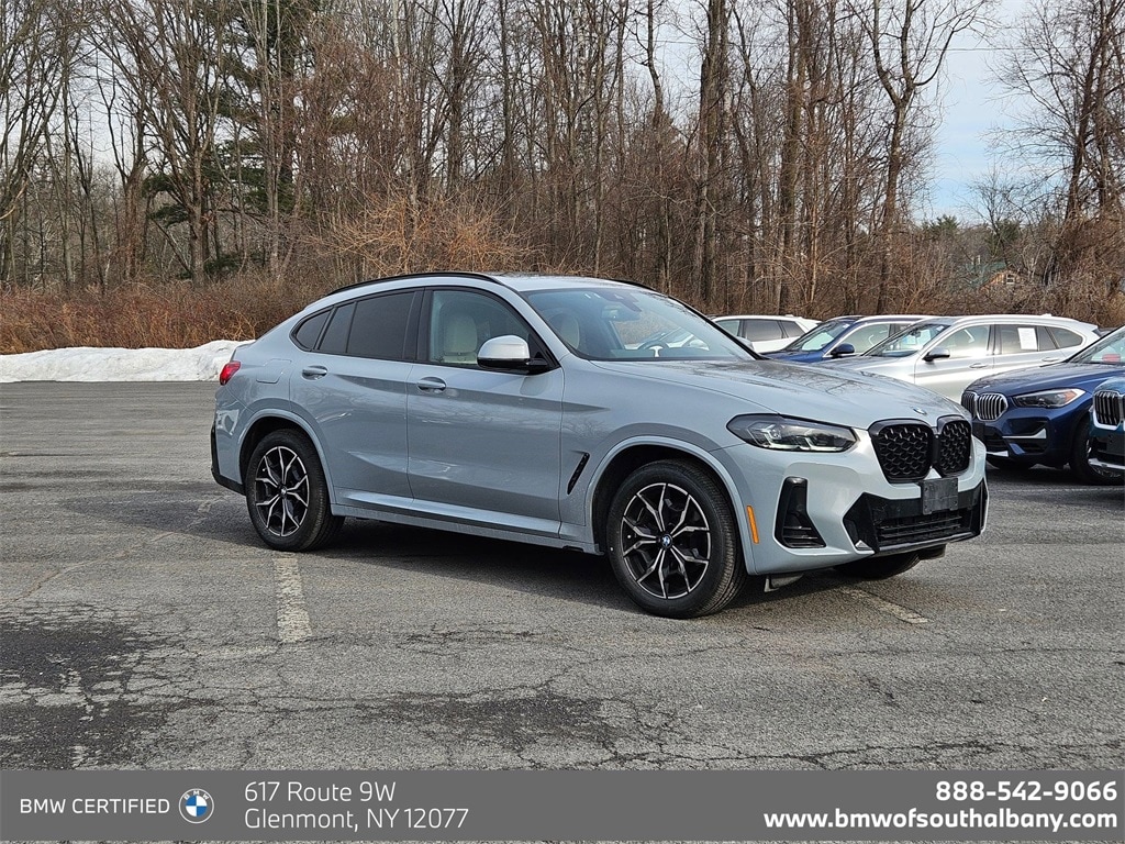 2023 BMW X4 M40i's photo