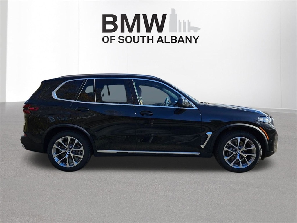 New 2026 BMW X5 xDrive40i SUV