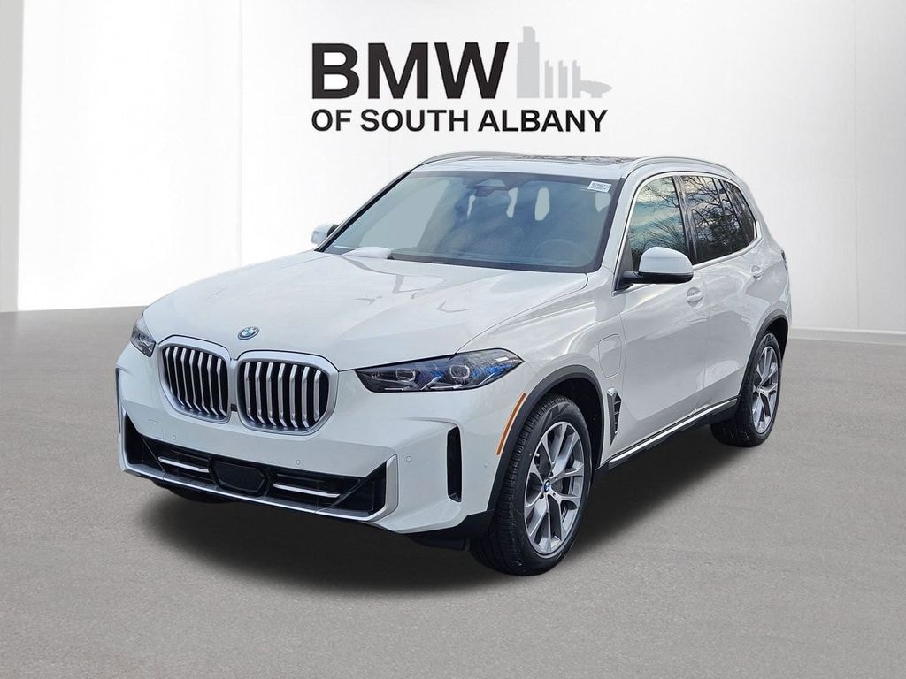New 2026 BMW X5 PHEV xDrive50e SUV