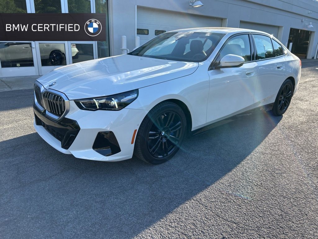 2024 BMW 5 Series 540i xDrive Sedan's photo