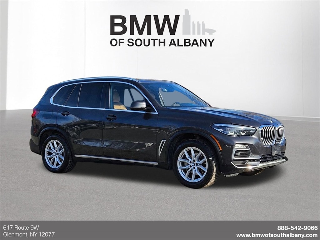 2021 BMW X5 40i's photo