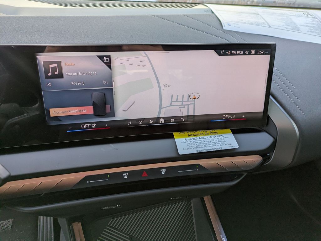 2026 BMW X3 30 - Photo 15