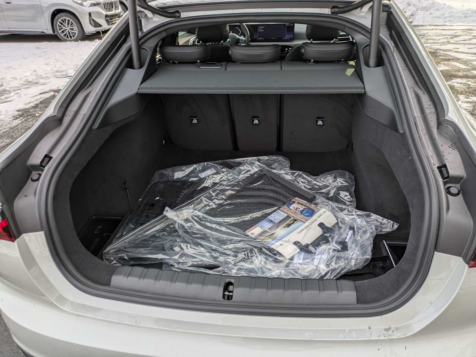 2026 BMW 4 Series 430i - Photo 23