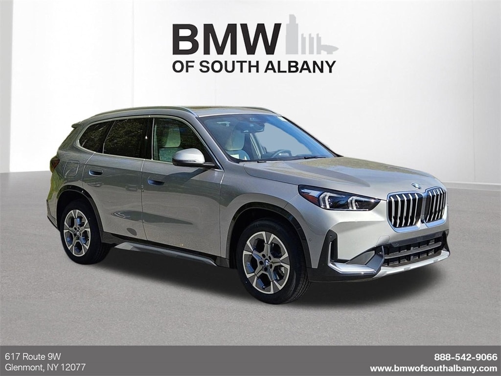 2026 BMW X1 28i's photo