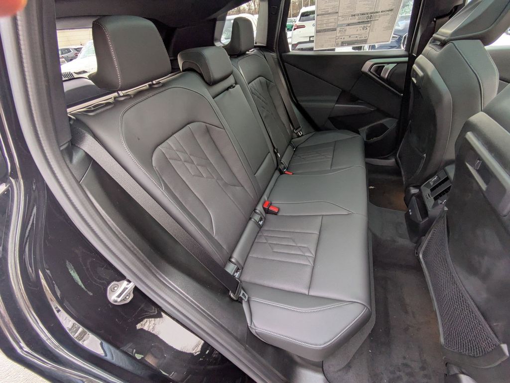 2026 BMW X3 30 - Photo 25