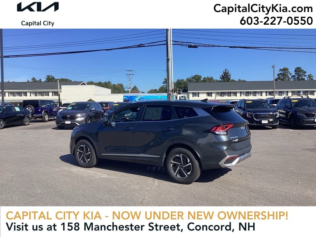 Used 2023 Kia Sportage Hybrid LX SUV