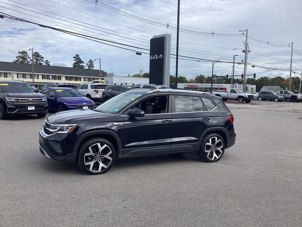 Used 2023 Volkswagen Taos 1.5T SEL SUV