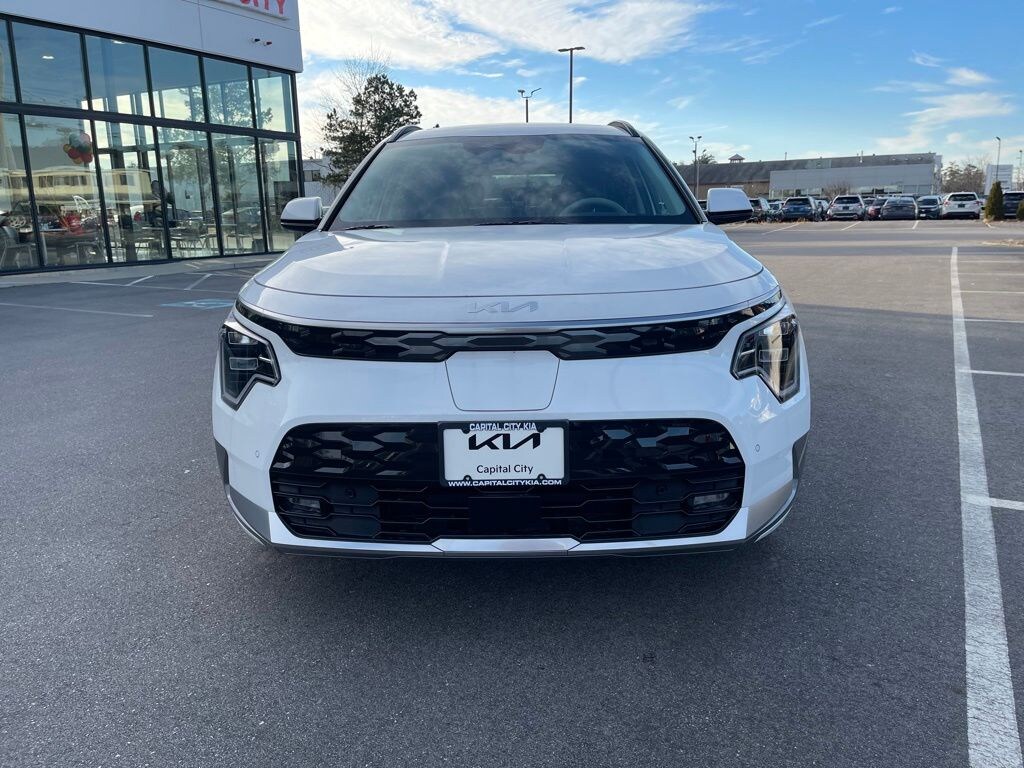 Used 2023 Kia Niro EV Wave SUV