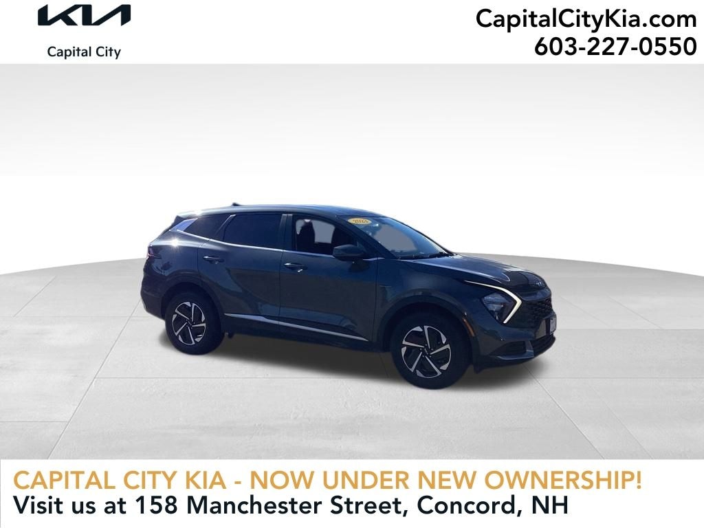 Used 2023 Kia Sportage Hybrid LX SUV