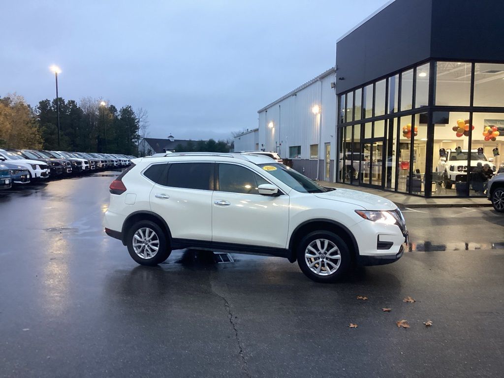 2018 Nissan Rogue SV