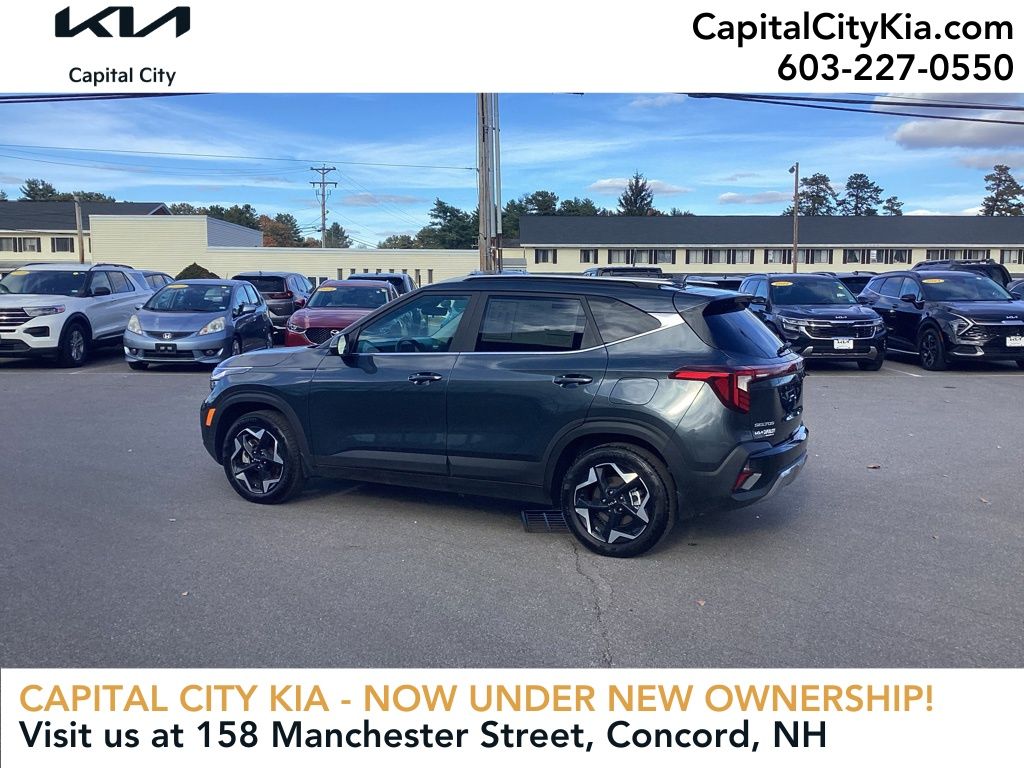 2025 Kia Seltos EX photo 4