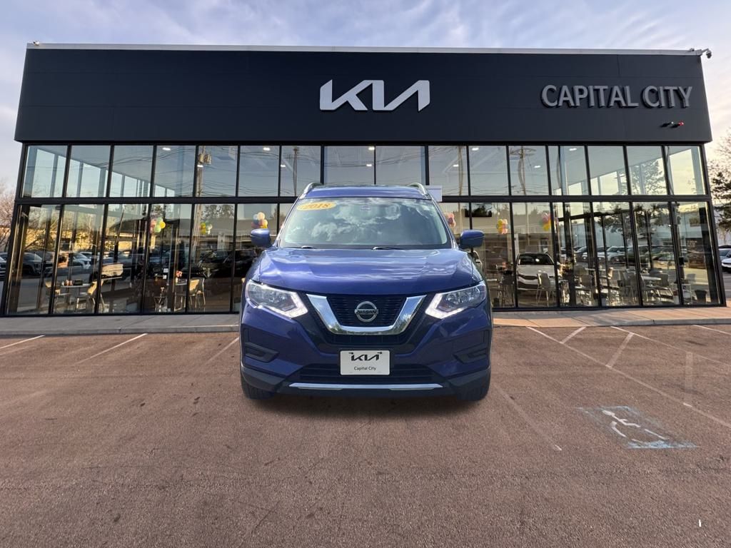 Used 2018 Nissan Rogue SV with VIN KNMAT2MV8JP603042 for sale in Concord, NH
