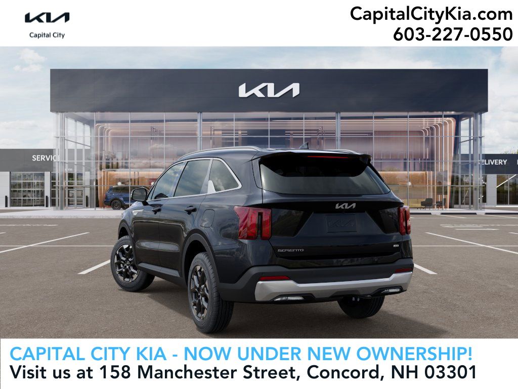 2025 Kia Sorento S photo 4