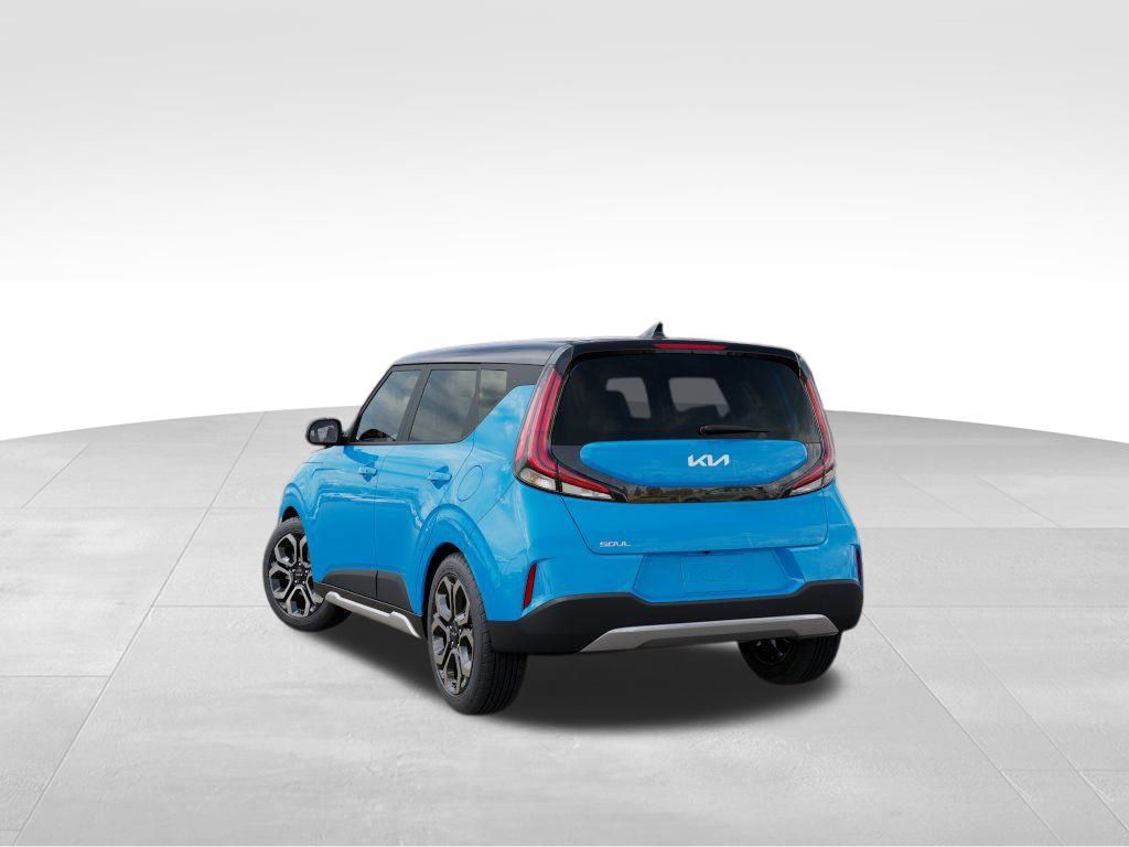 2025 Kia Soul EX photo 4