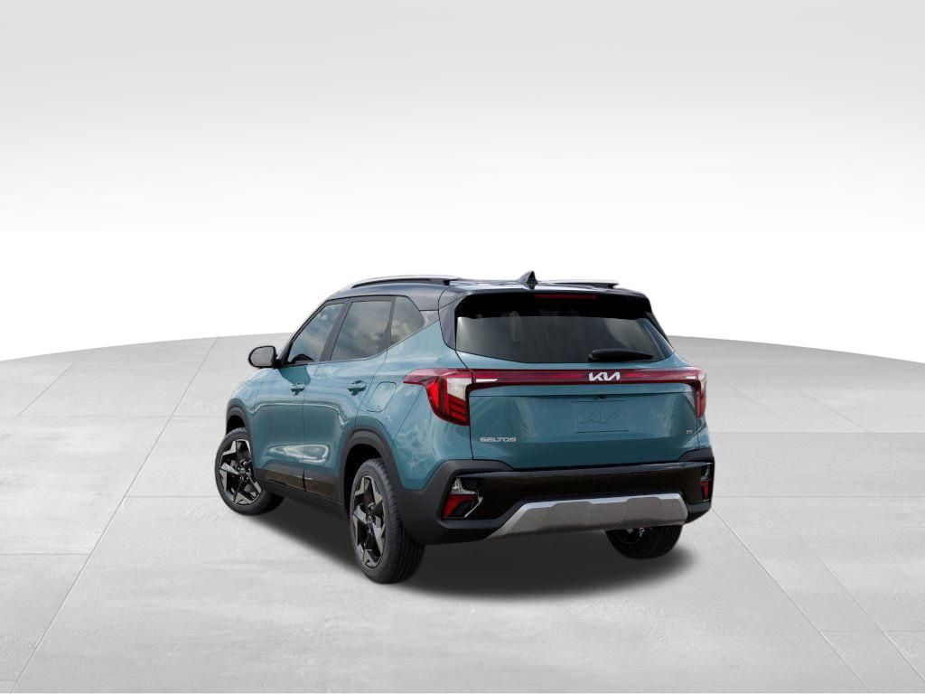 2026 Kia Seltos S photo 4