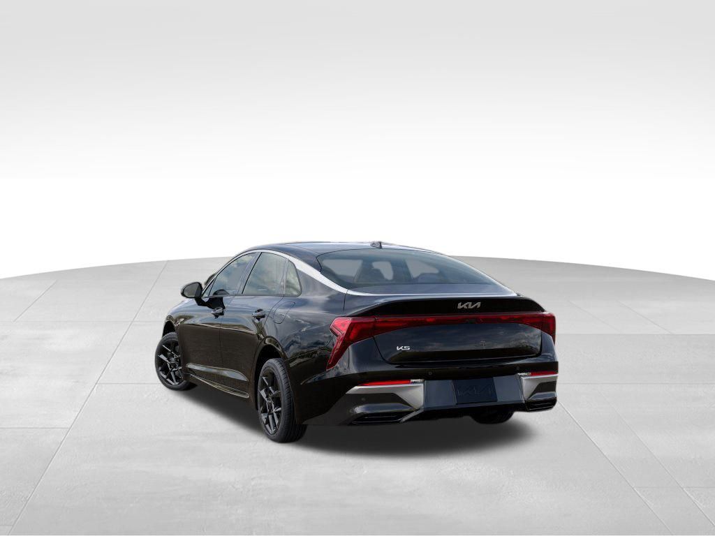 2026 Kia K5 LXS photo 4