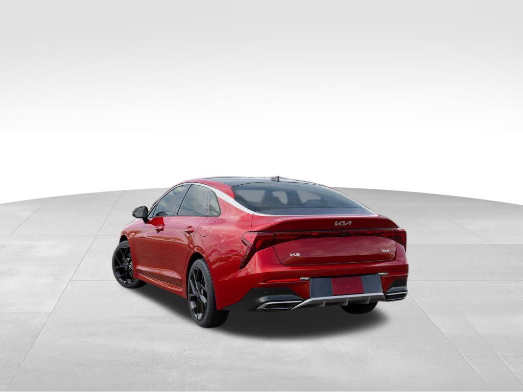 2026 Kia K5 GT-Line photo 4