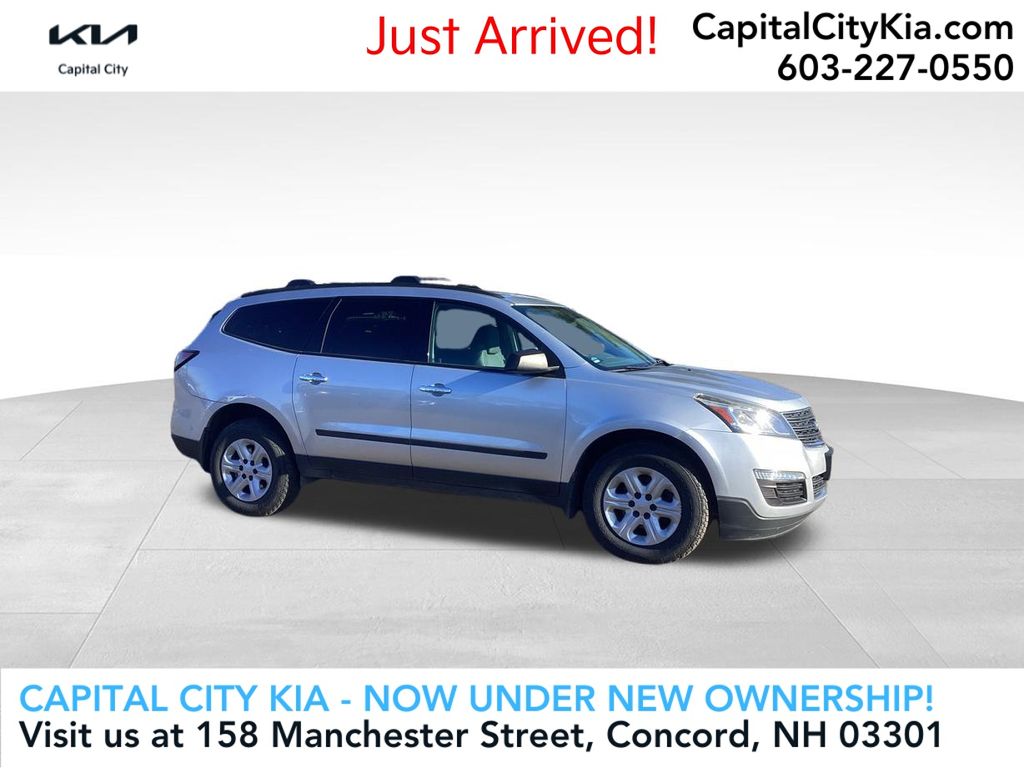 2017 Chevrolet Traverse LS