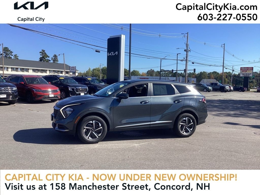 Used 2023 Kia Sportage Hybrid LX SUV