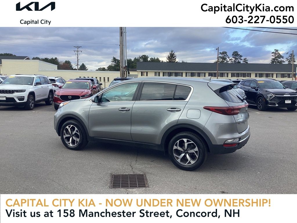 2020 Kia Sportage LX photo 3