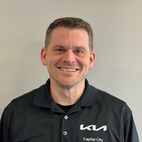 Staff member Mike from ID_e85217aab384