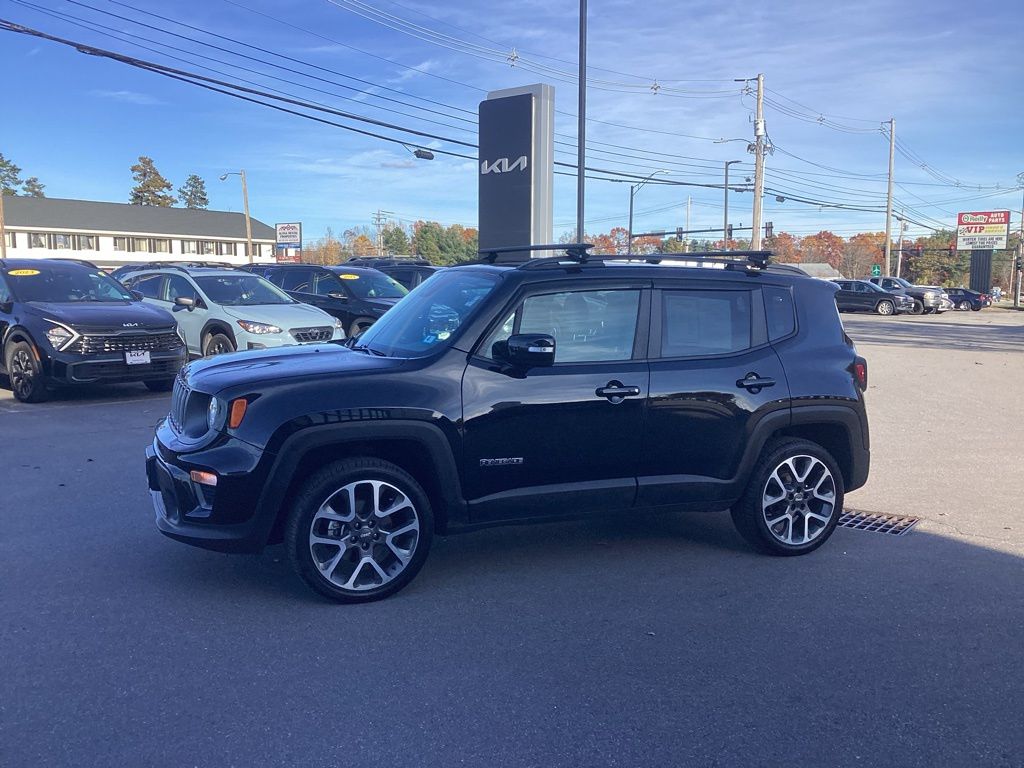 2022 Jeep Renegade Limited photo 3